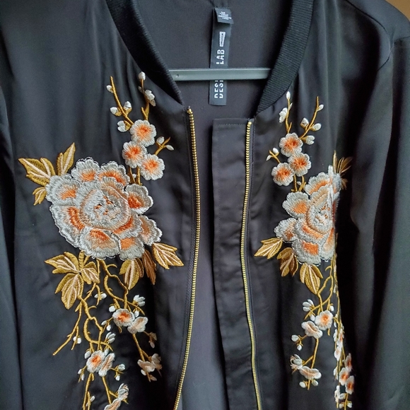 Floral Bomber Jacket - Picture 3 of 5